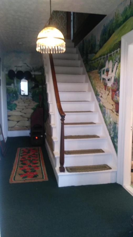Moore'S Specialties Fundy Bay House Rental Gardner Creek Экстерьер фото